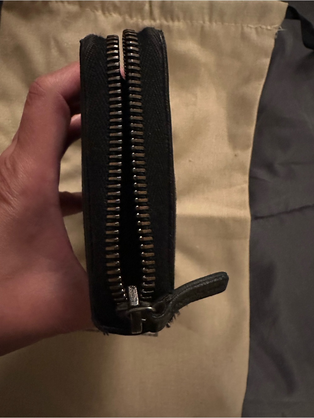 Gucci Black GG Monogram Zip Wallet - Picture 5 of 9